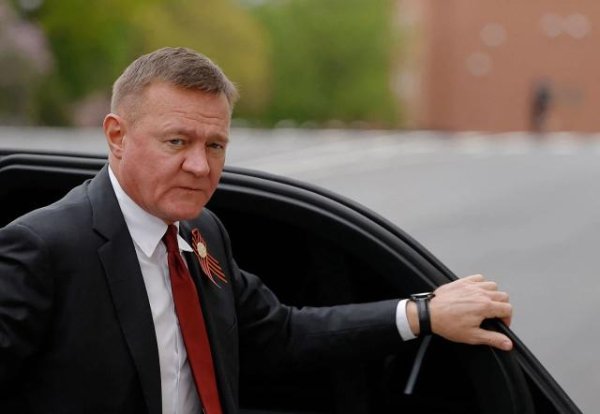 加杠杆最安全的证券公司 遭普京免职部长身亡，细节曝光